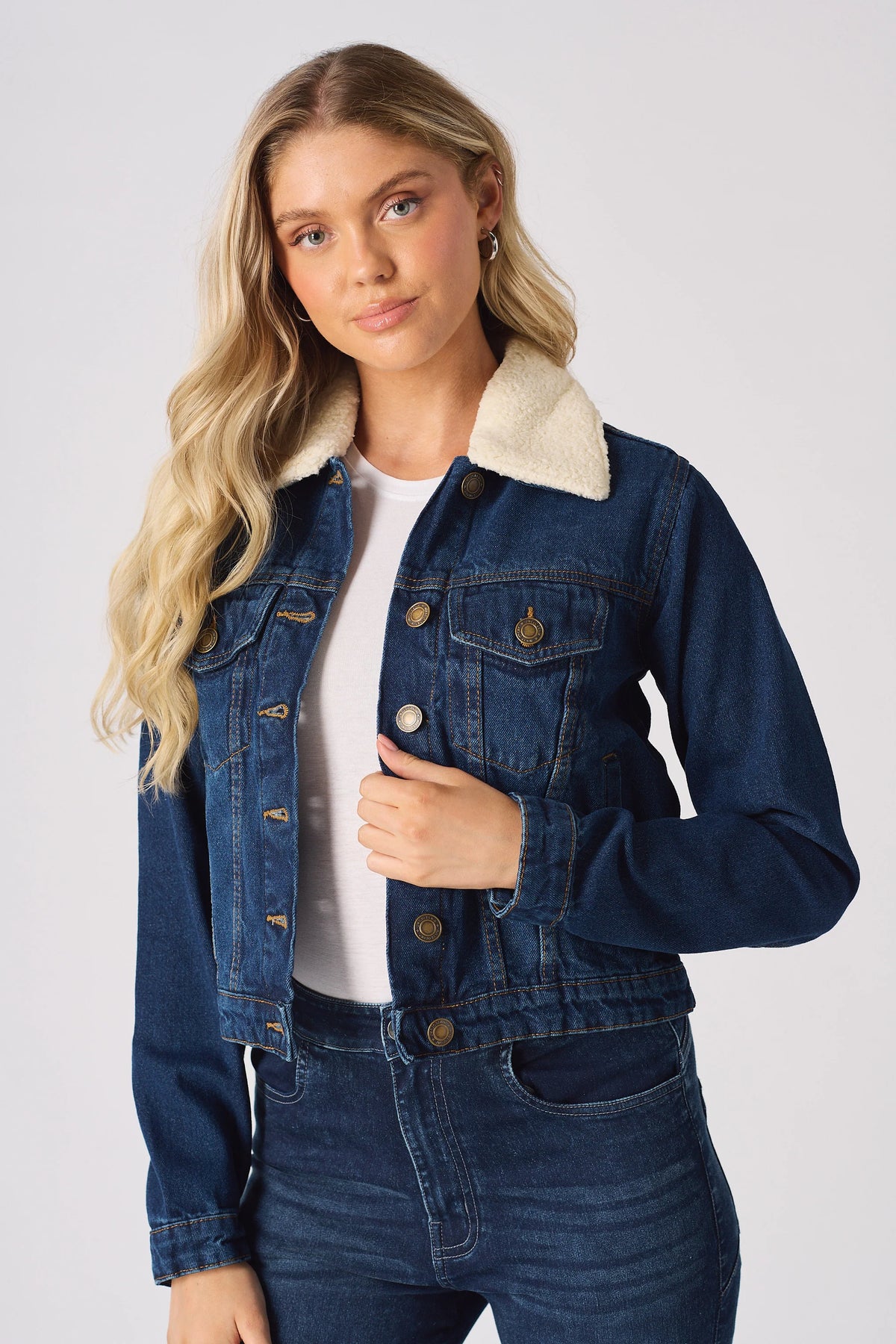 Women Fur Collar Dark Blue Denim Jacket Close View - Ace Cart