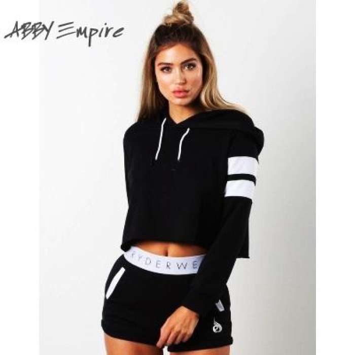 Fleece Cotton Printed Crop Hoodie For Womens - AceCart Warm Hooded Sweatshirt in Black