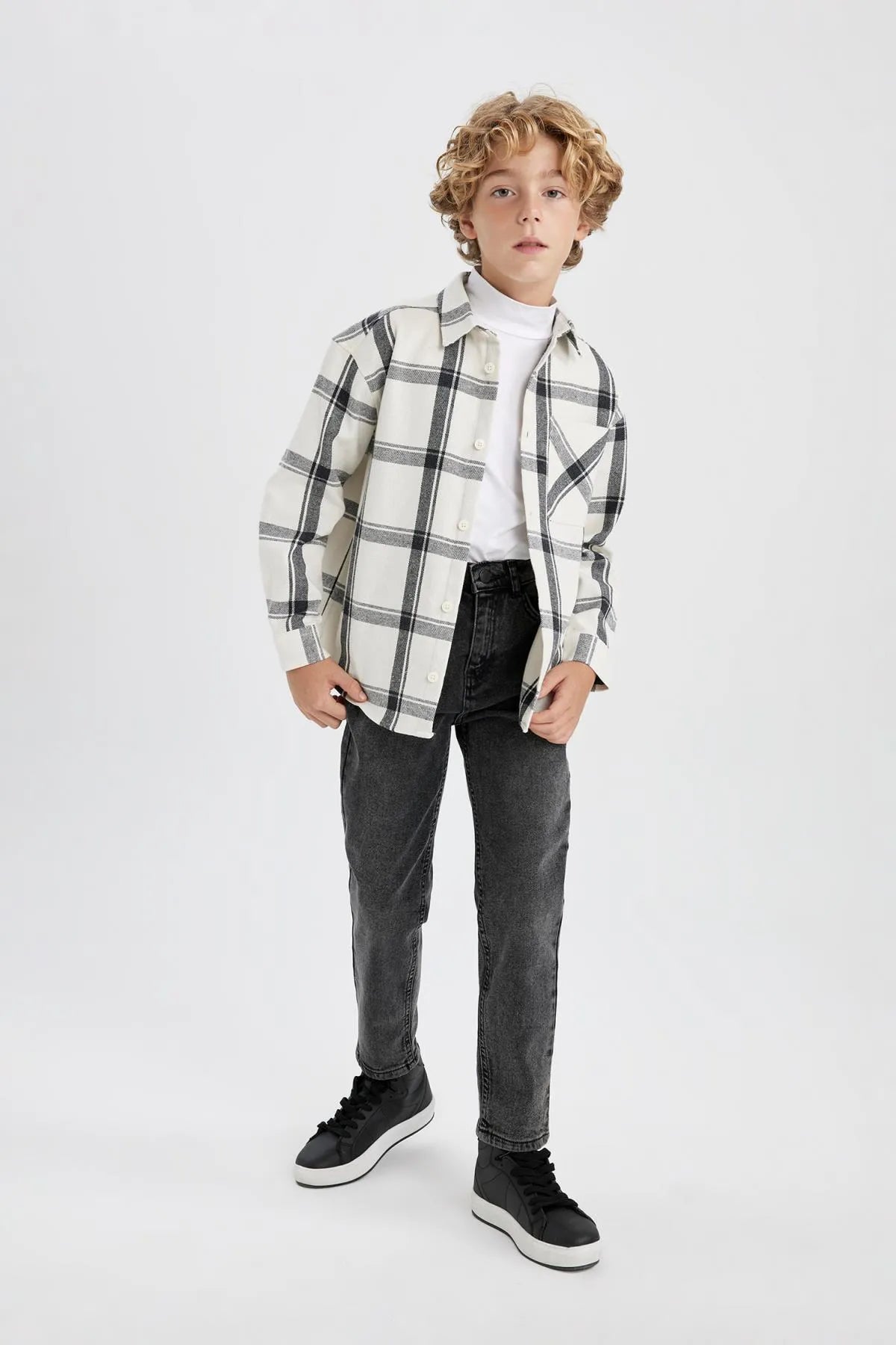 Boy Carrot Fit Jeans Trousers