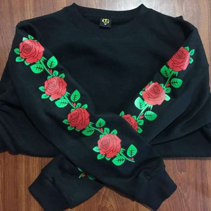 Red Rose Flower sleeve Sweatshirt For Women Export Quality Cotton Fleece - AceCart Warm Hooded Sweatshirt in Black