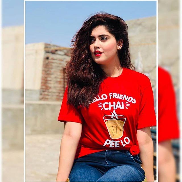 Red Hellow Friends Chai Peelo Cotton T-shirt For Womens - Front View - AceCart