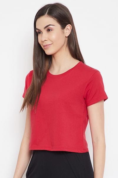 Basic Cropped Casual Tee in Red - 100% Cotton