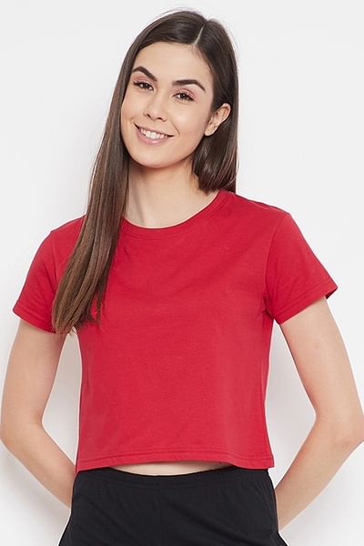 Basic Cropped Casual Tee in Red - 100% Cotton