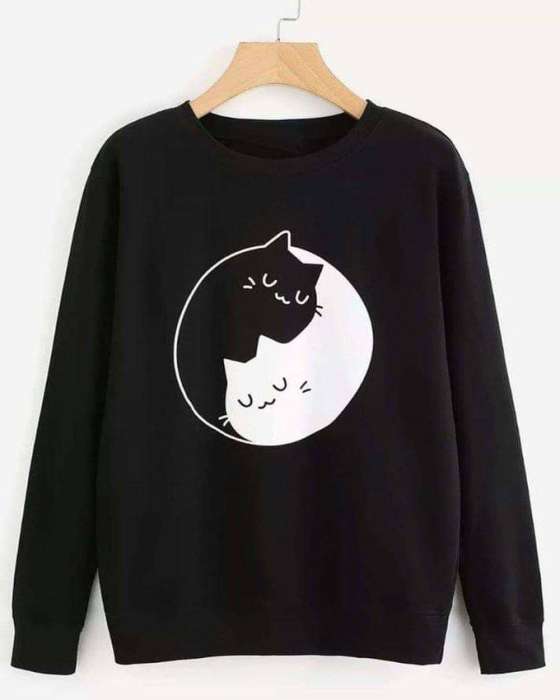 Black Cat Printed sweat Shirt For Women 1041 - AceCart Warm Hooded Sweatshirt in Black